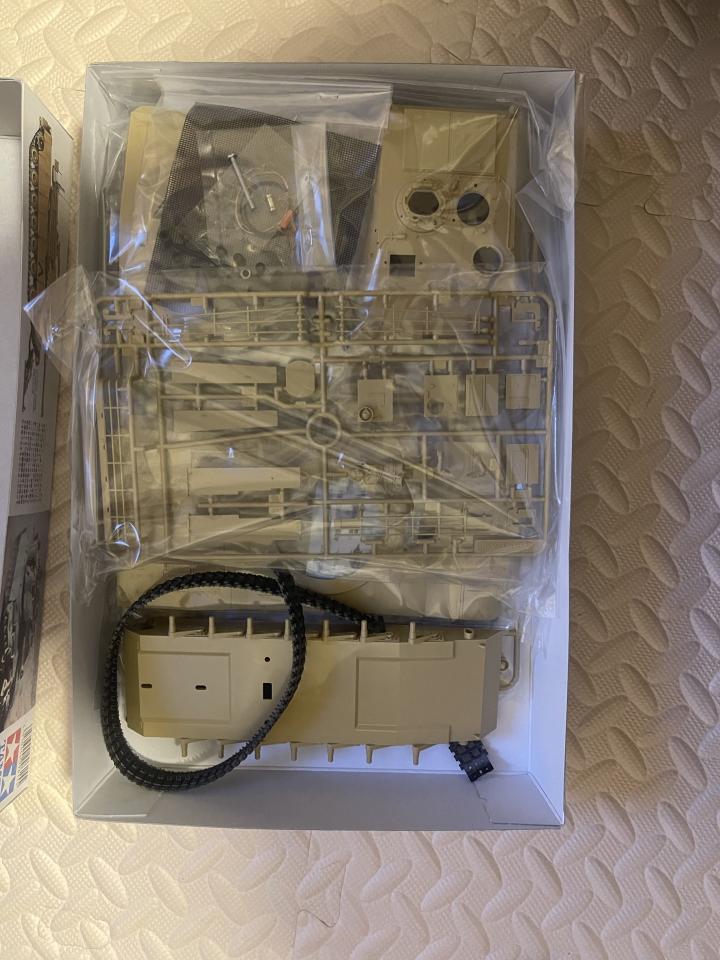 模型代工工作照片