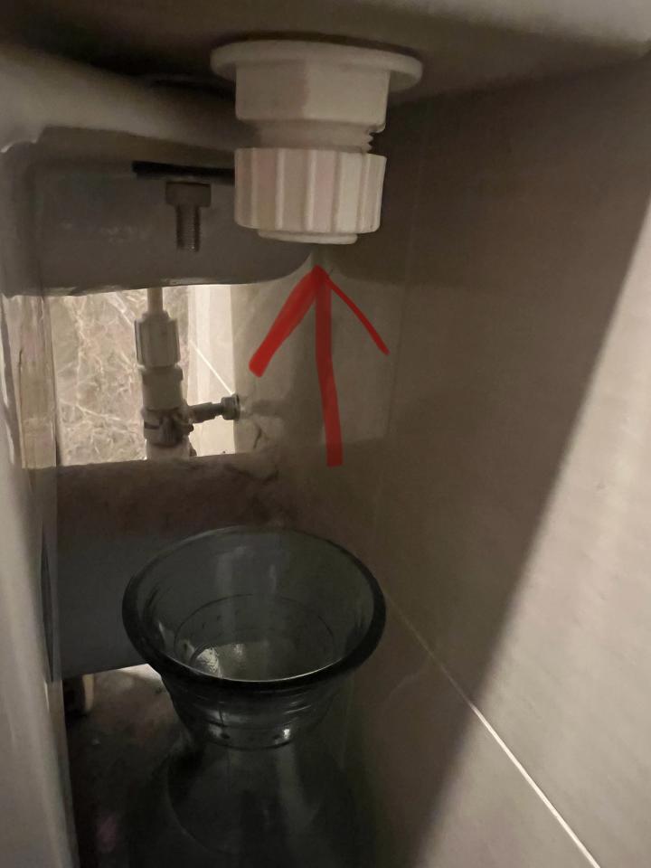馬桶安裝工作照片