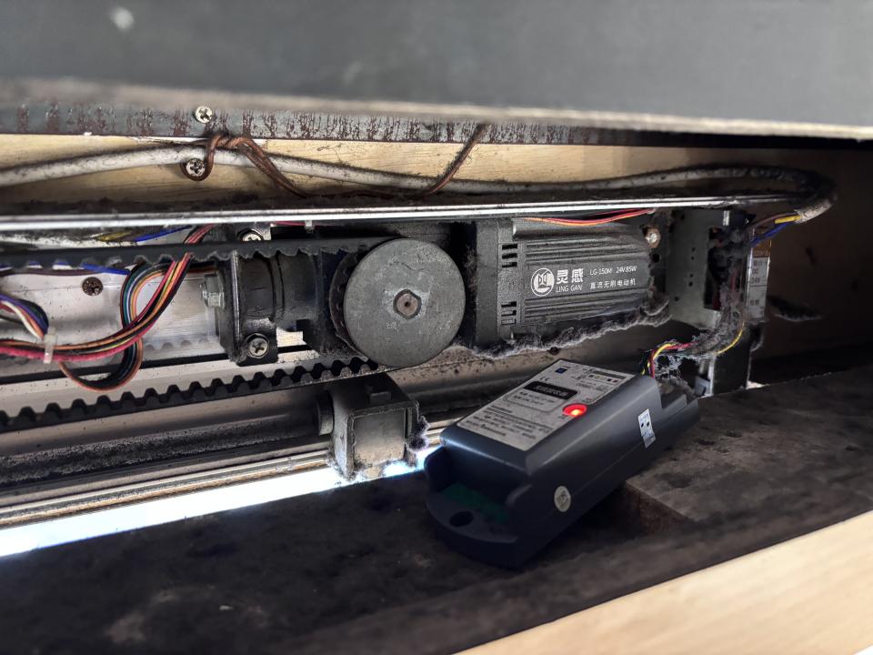 自動門工作照片