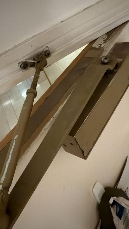 門片維修工作照片
