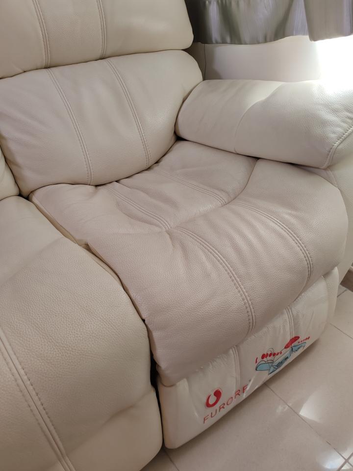 Furniture RepairJob photo