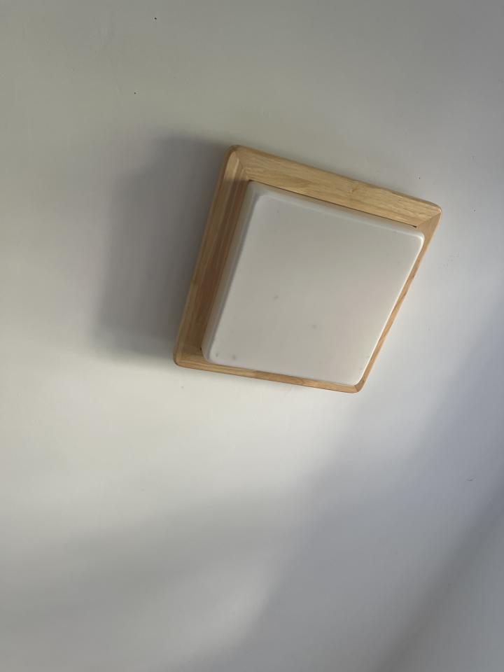 燈飾安裝工作照片