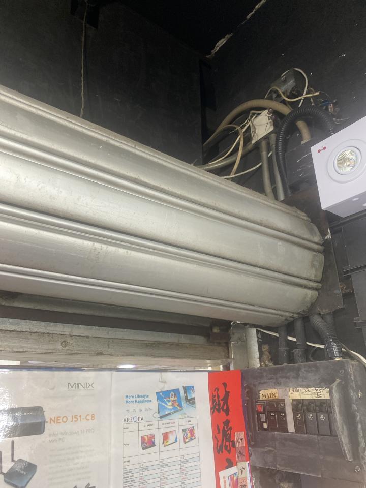 捲閘維修工作照片