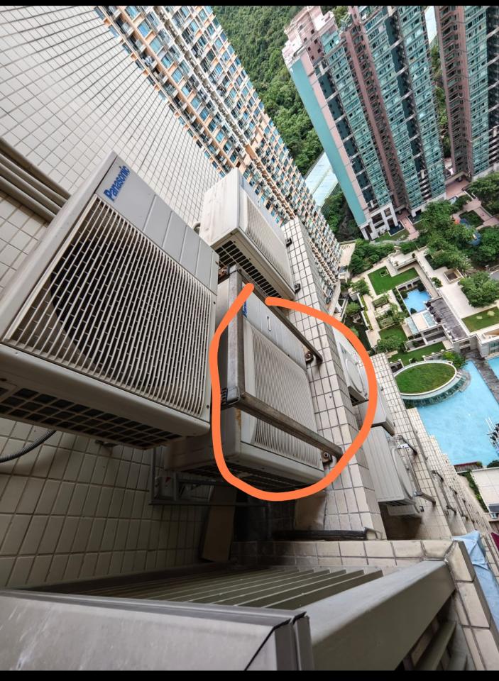 冷氣維修工作照片