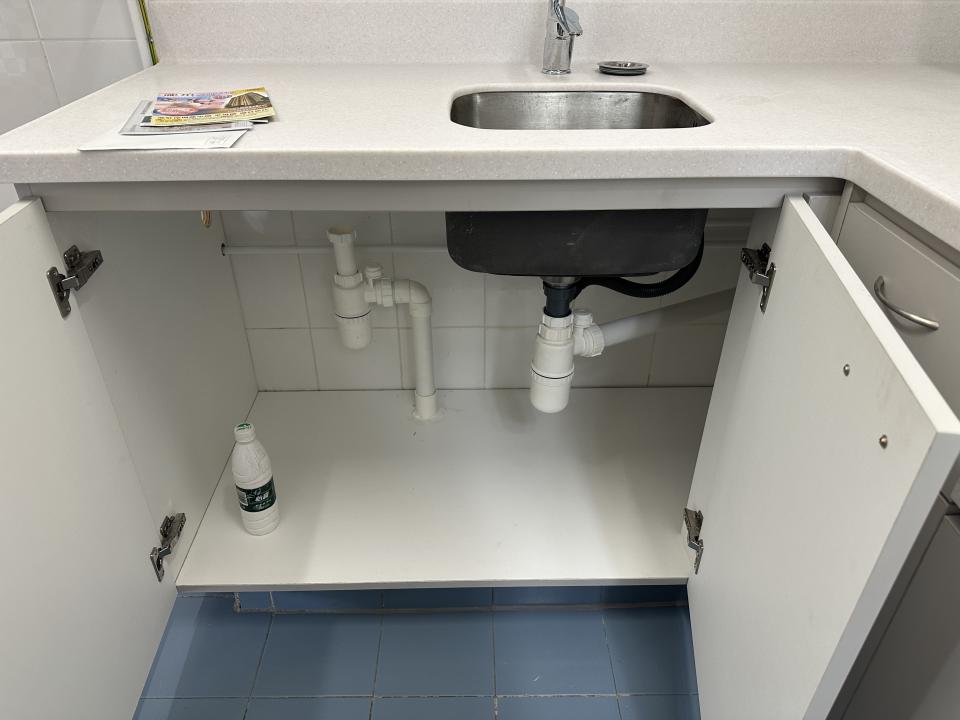 廚房鋅盤安裝工作照片