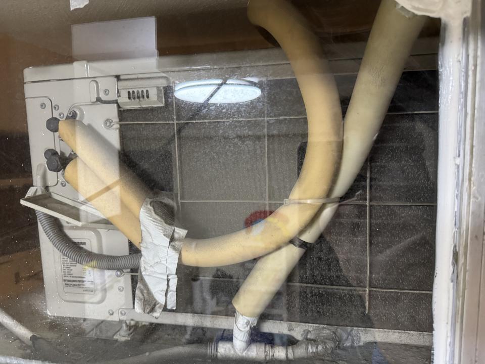 冷氣維修工作照片