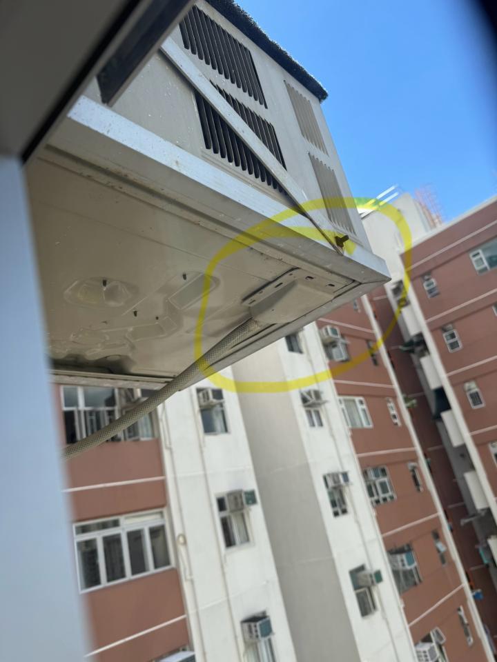 冷氣維修工作照片