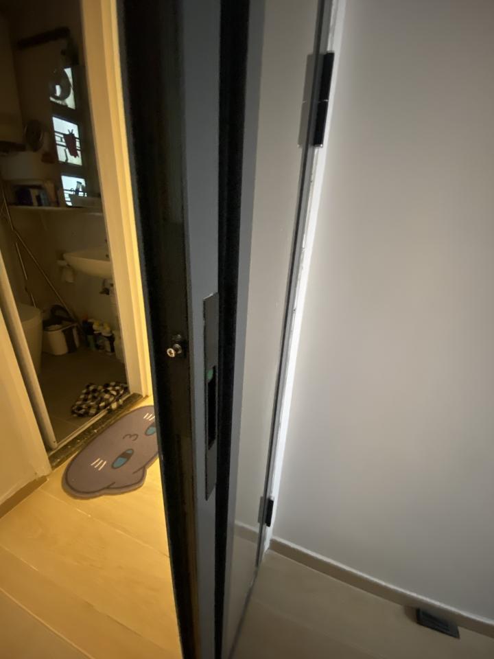 房門安裝工作照片