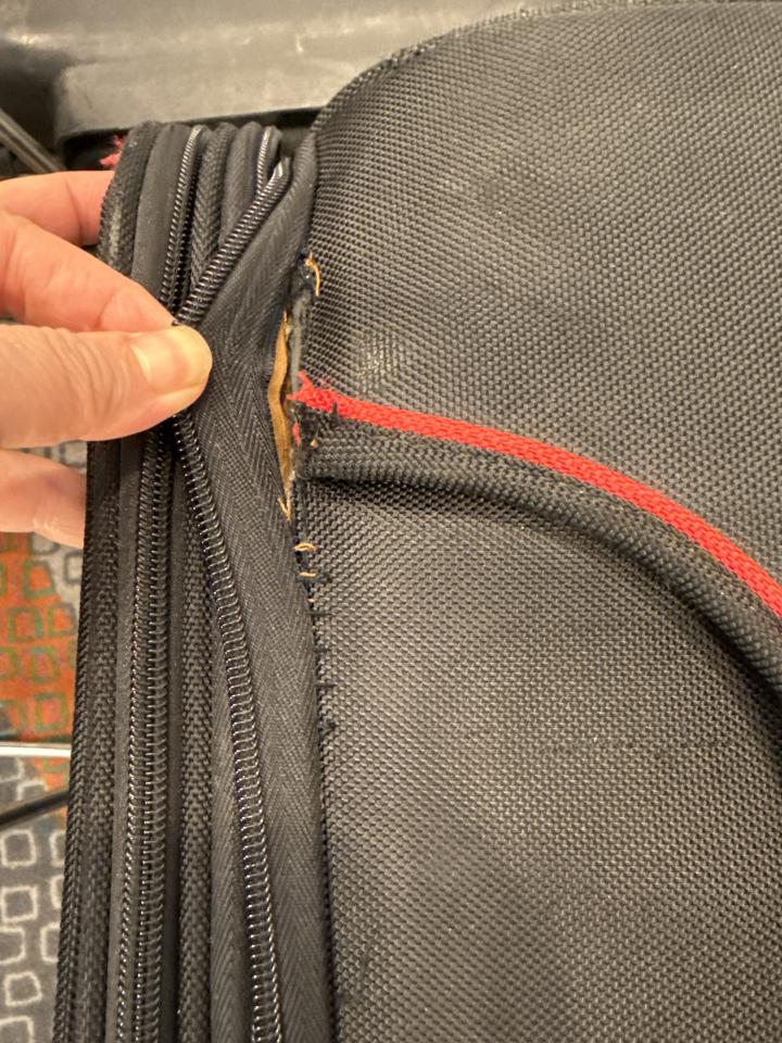 Luggage RepairJob photo