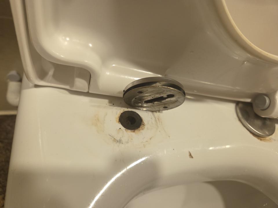 馬桶安裝工作照片