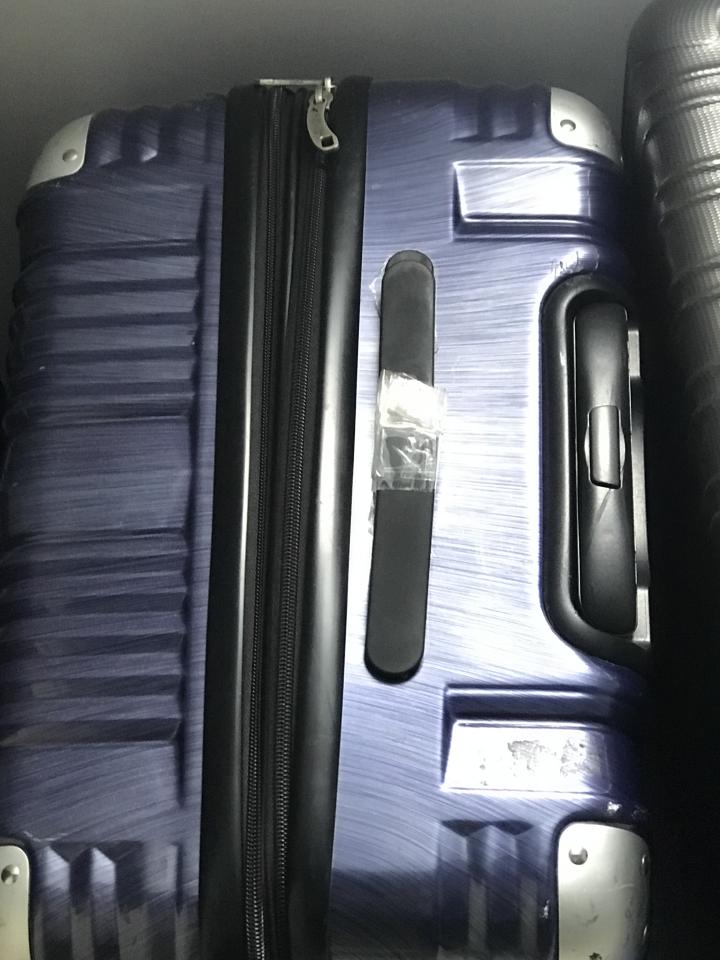 行李箱維修工作照片
