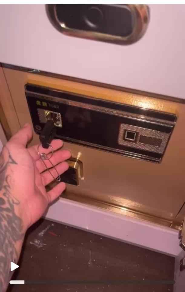 LocksmithJob photo