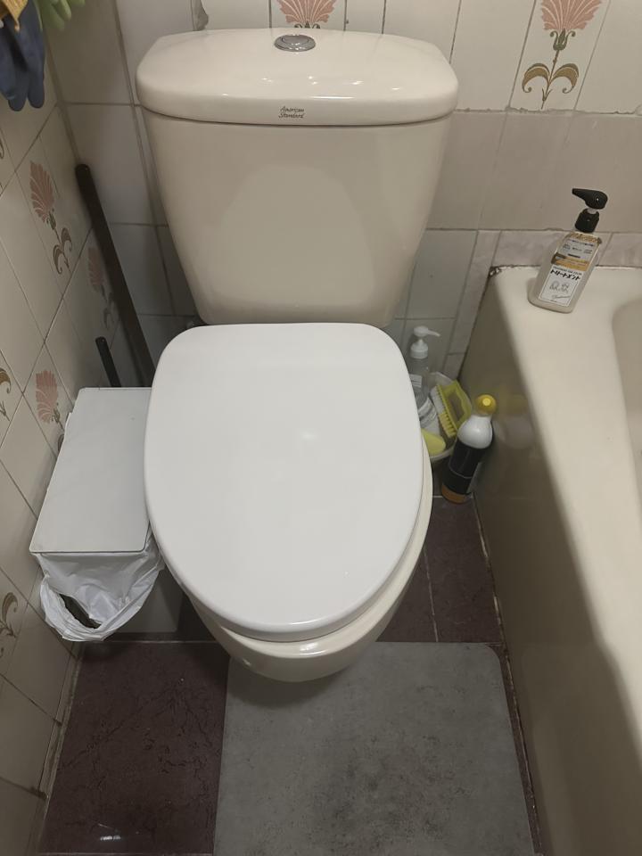 馬桶安裝工作照片
