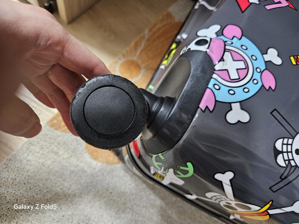 Luggage RepairJob photo