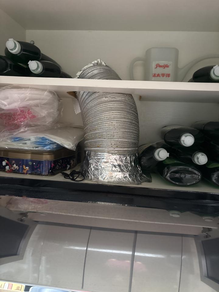 抽油煙機喉接駁工作照片