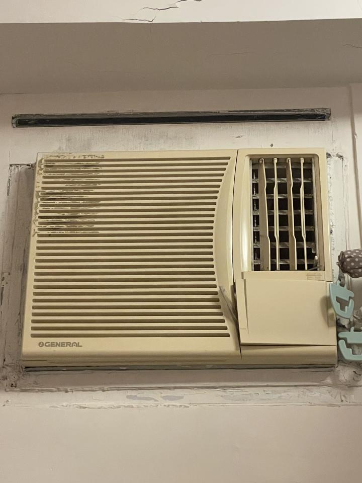 冷氣維修工作照片