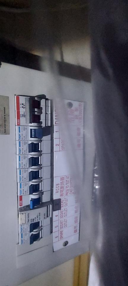 電工工作照片