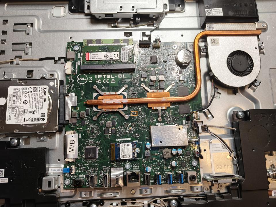 電腦維修工作照片