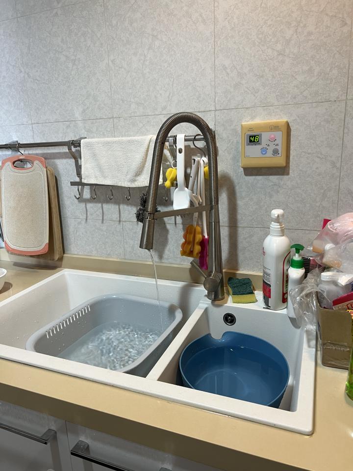水龍頭安裝工作照片