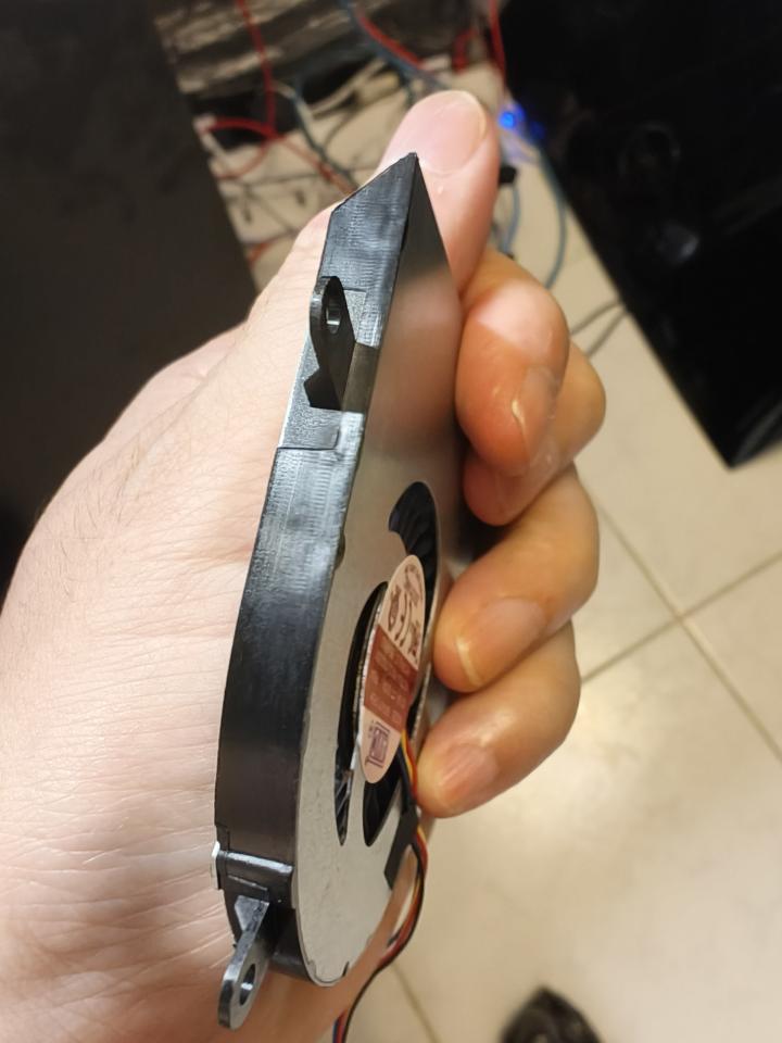 電腦維修工作照片