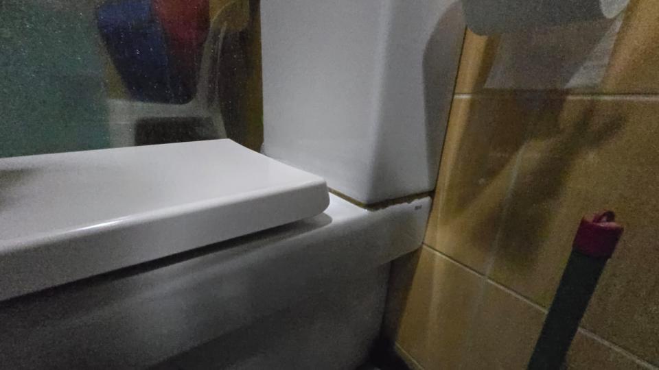 馬桶安裝工作照片