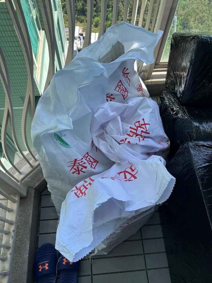 大型垃圾處理工作照片