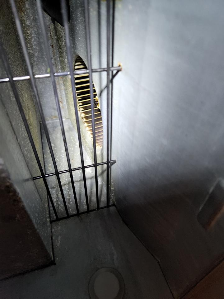 抽油煙機清洗工作照片