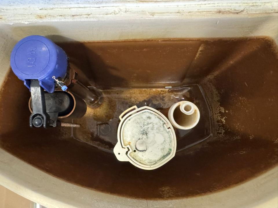 馬桶安裝工作照片