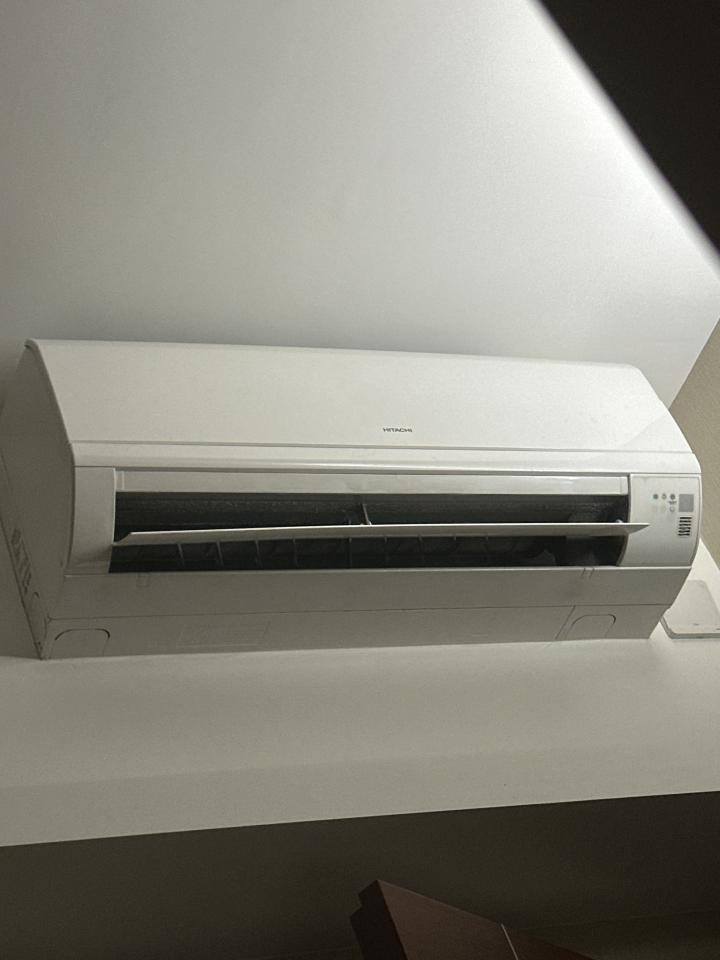 冷氣維修工作照片
