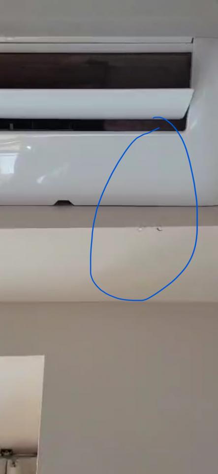 冷氣維修工作照片