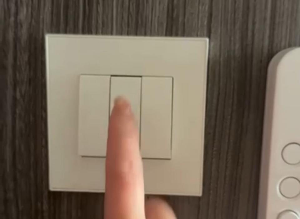 電工工作照片