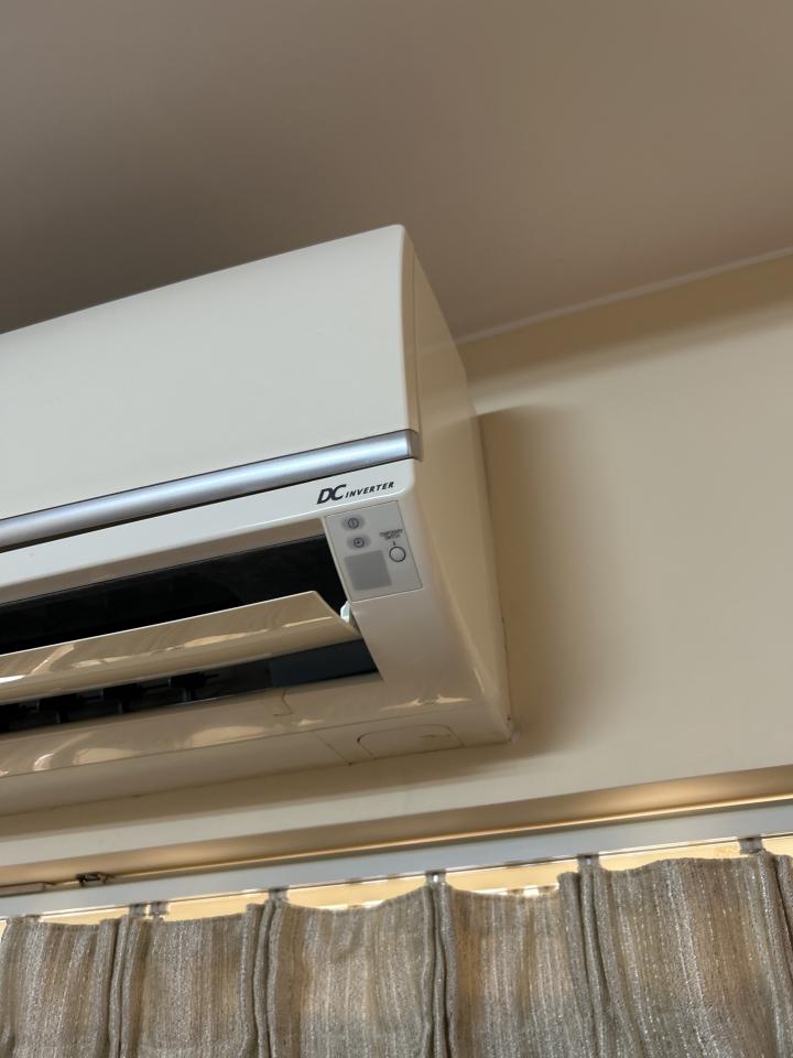 冷氣維修工作照片