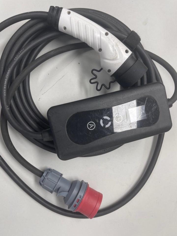 電工工作照片