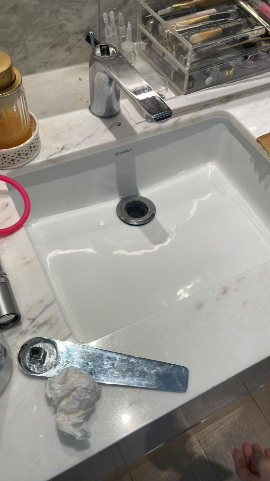 Faucet Repair & Installationjob photo