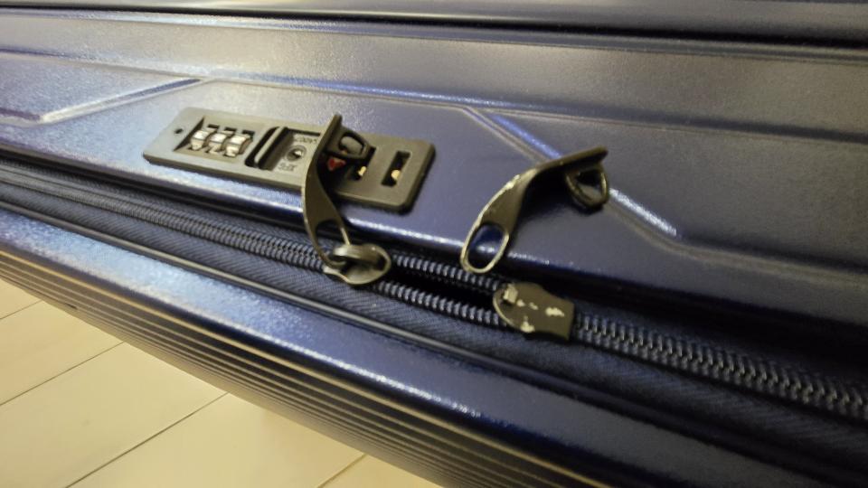 Luggage RepairJob photo