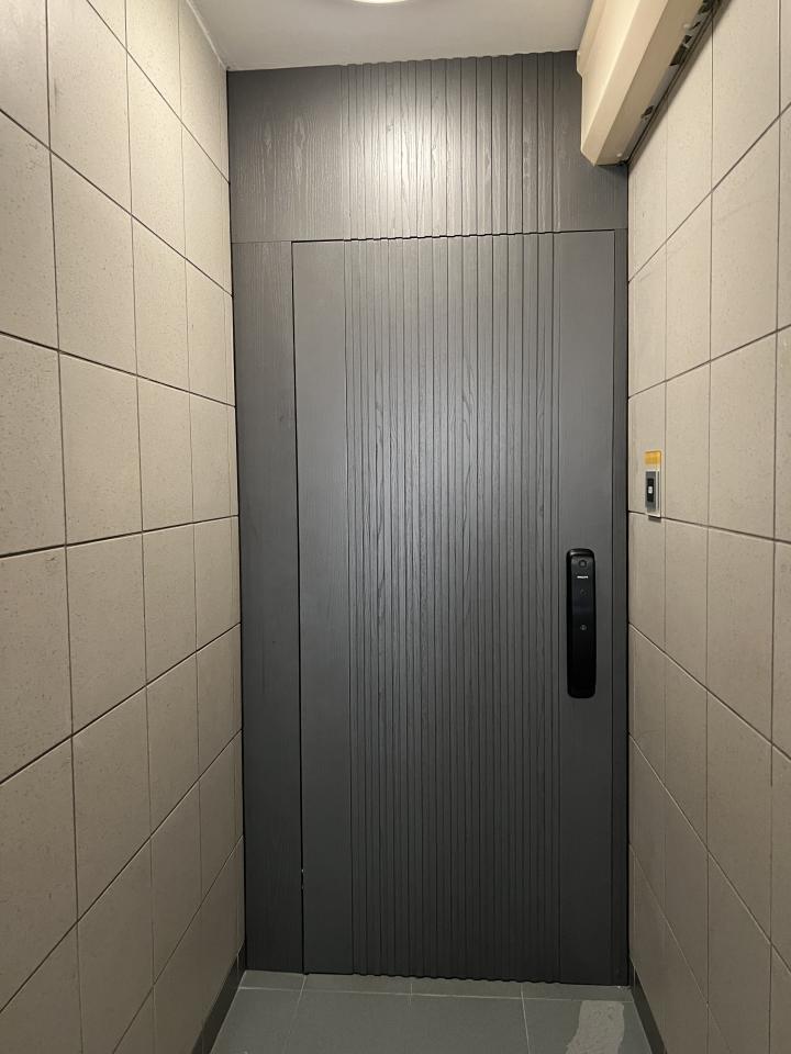 大門安裝工作照片