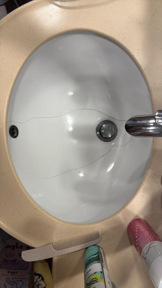 Bathroom Sink Installation & Repairjob photo