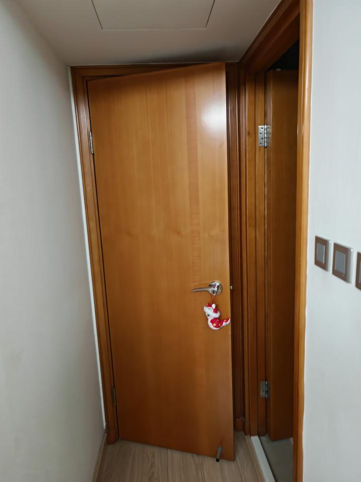 房門安裝工作照片