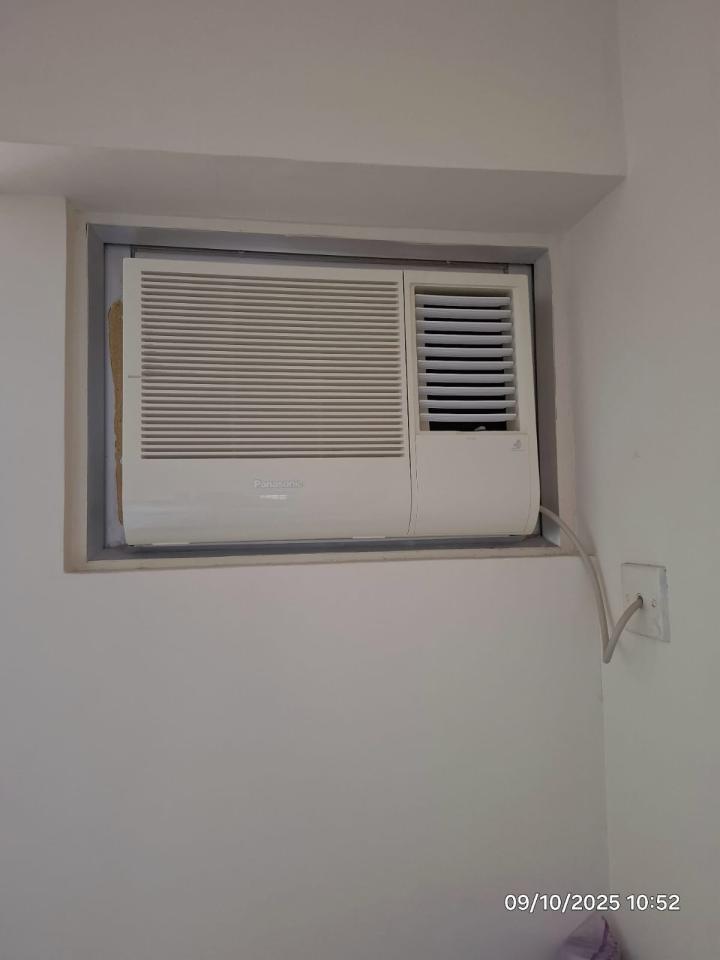 冷氣維修工作照片