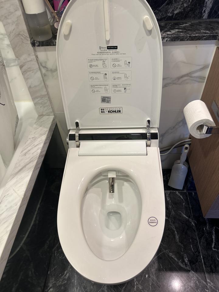 Toilet Installation & RepairJob photo
