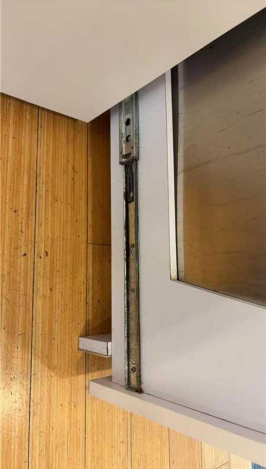 Door repairJob photo