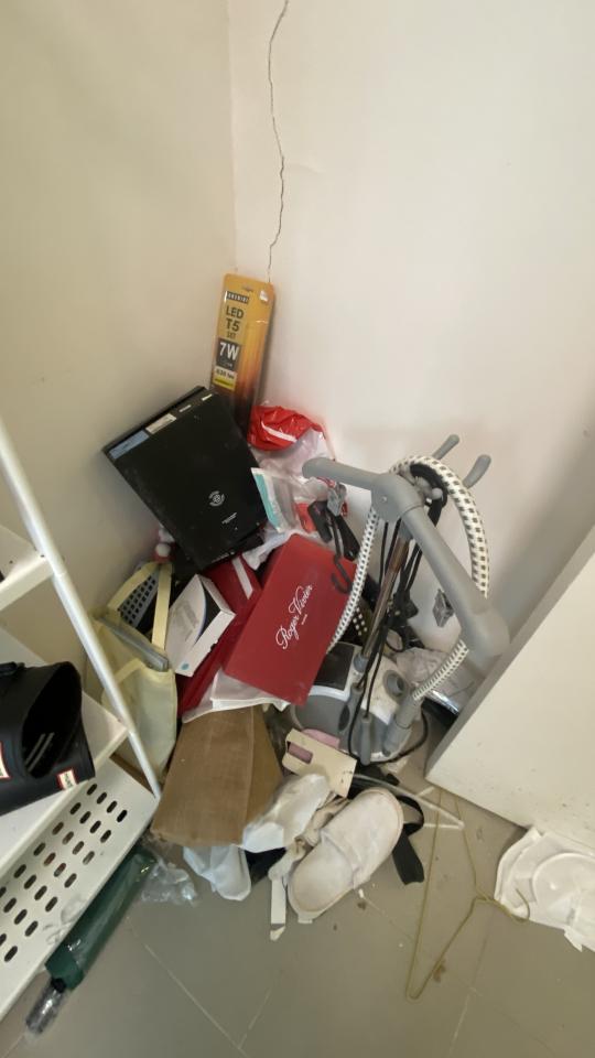 大型垃圾處理工作照片