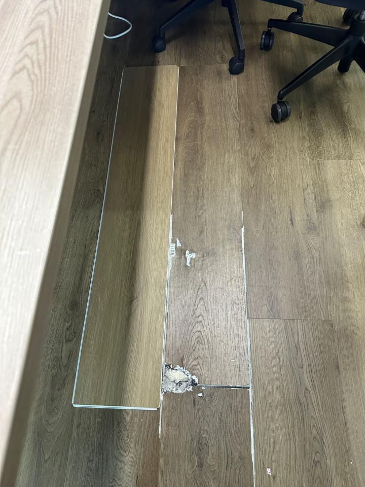 地板維修工作照片
