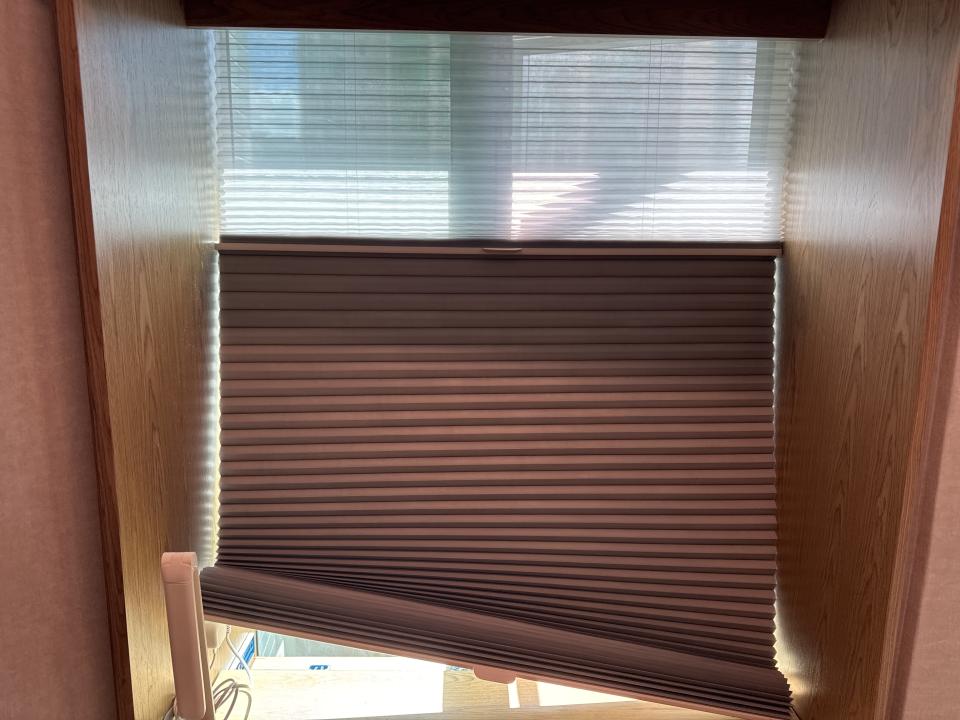窗簾安裝工作照片