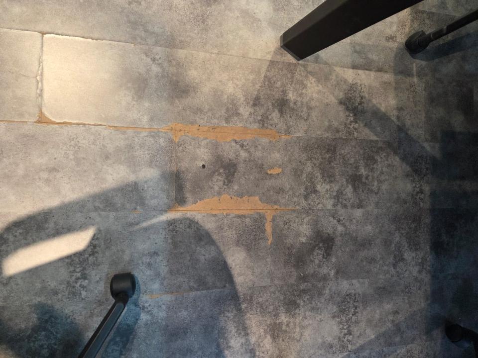 地板維修工作照片