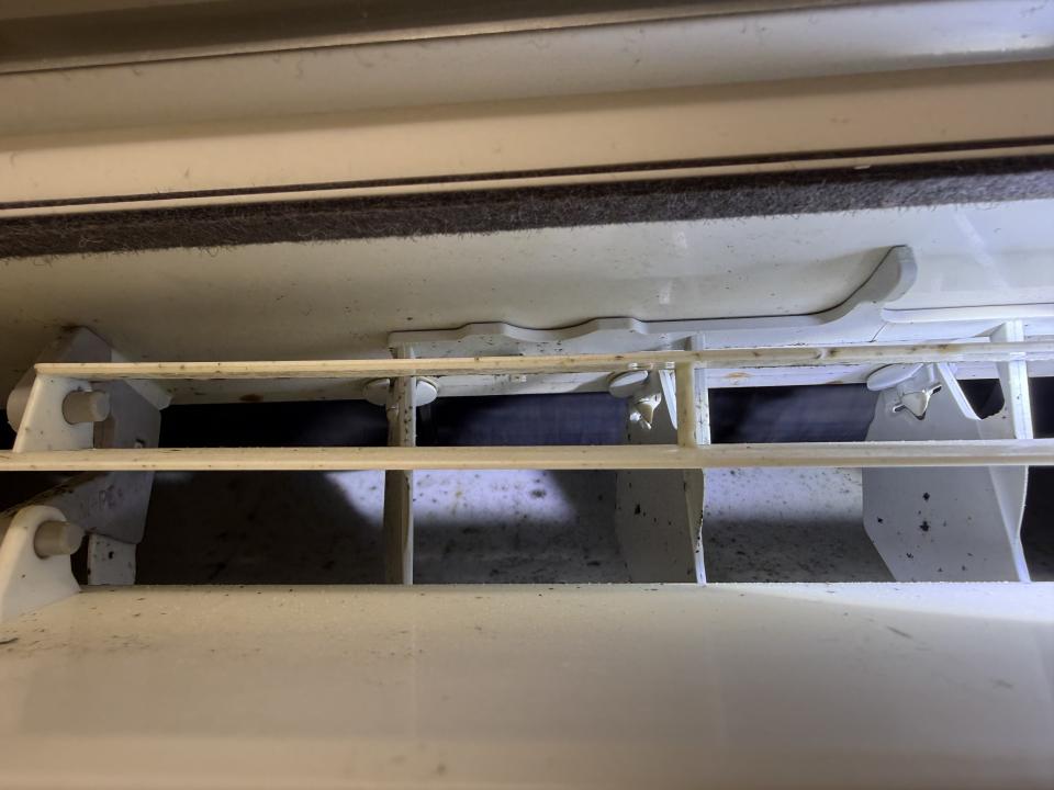 冷氣維修工作照片