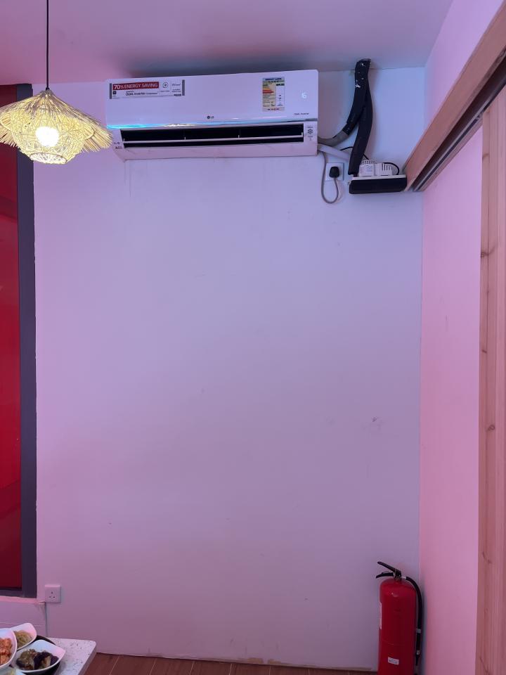 牆紙工程工作照片 牆紙工程工作照片