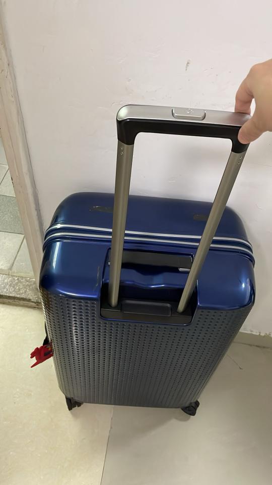 Luggage RepairJob photo