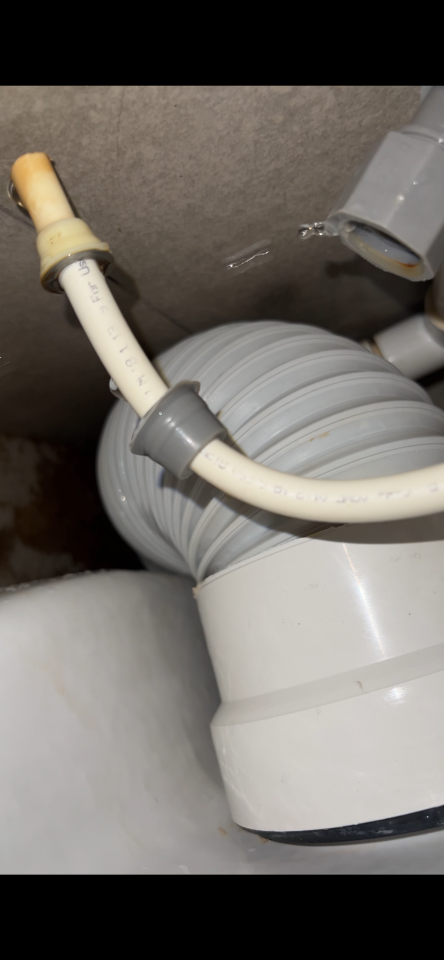 Toilet Installation & RepairJob photo