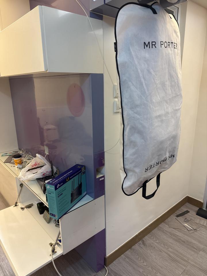 牆紙工程工作照片